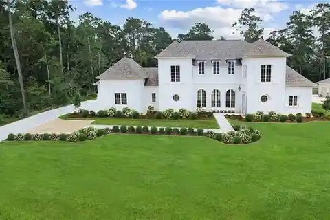 Exquisite Residence in Tchefuncta Club Estates