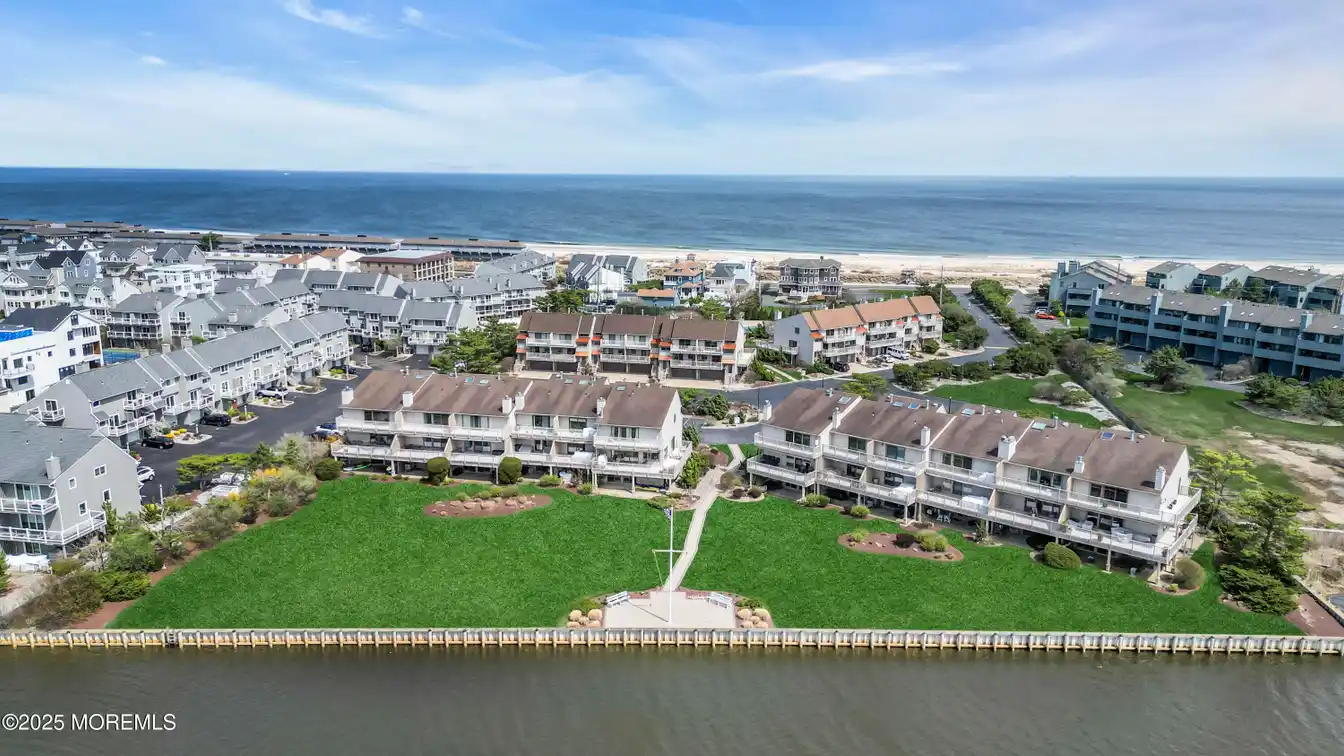 Exceptional Townhouse in Ocean Reef
