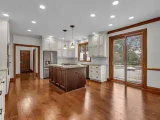 Elegant Claridge Farms Home