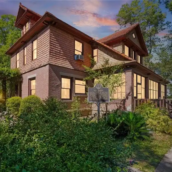 TIMELESS SOUTHERN ESTATE WITH EVENT VENUE POTENTIAL