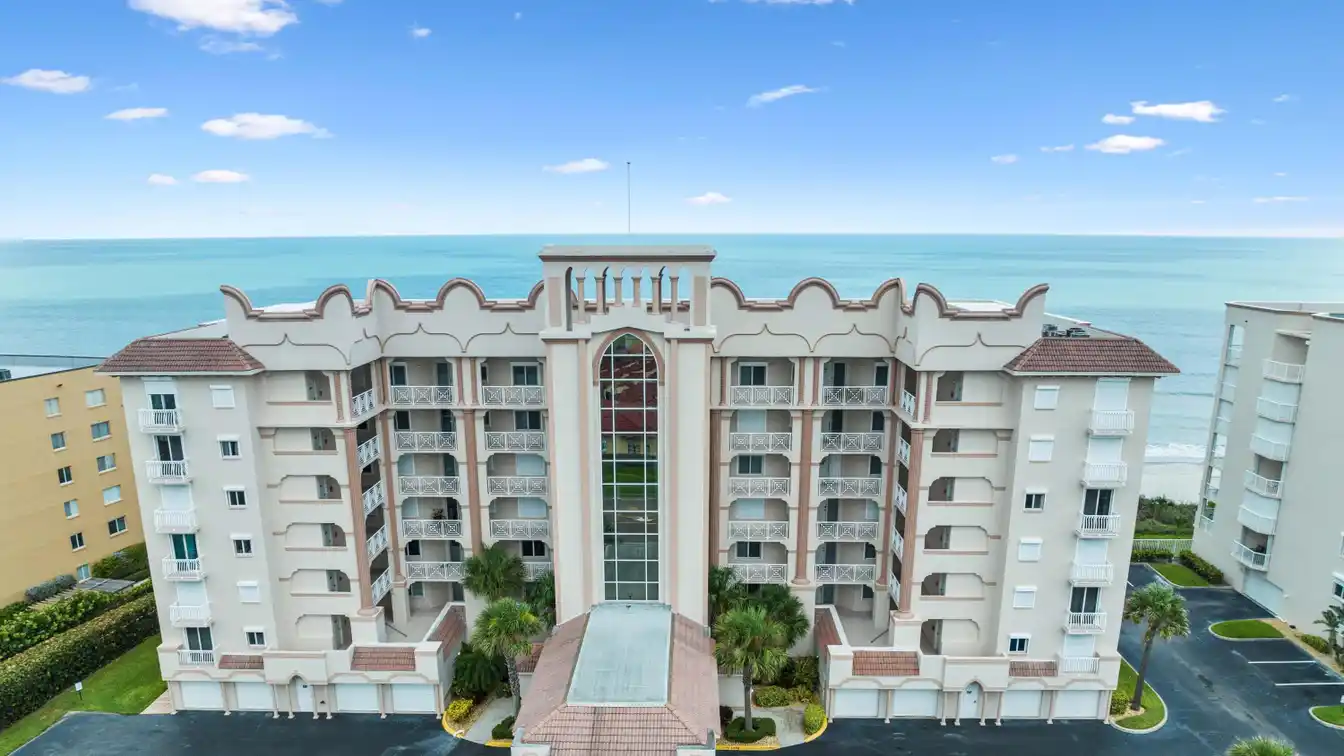 Oceanfront Corner Unit with Breathtaking Views