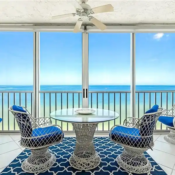 FURNISHED PENTHOUSE WITH BREATHTAKING GULF VIEWS
