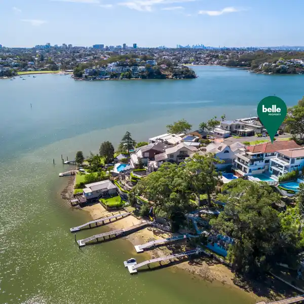 EXCEPTIONAL STREET TO WATERFRONT HOME