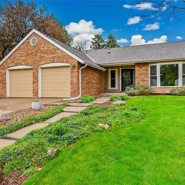 MOVE-IN READY RANCH STYLE HOME