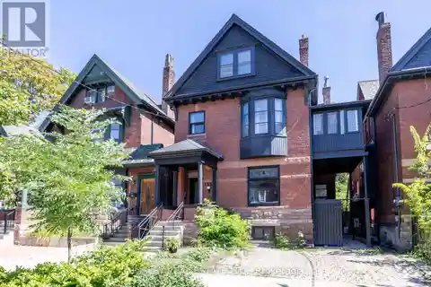 Grand Dame on Iconic Madison Avenue