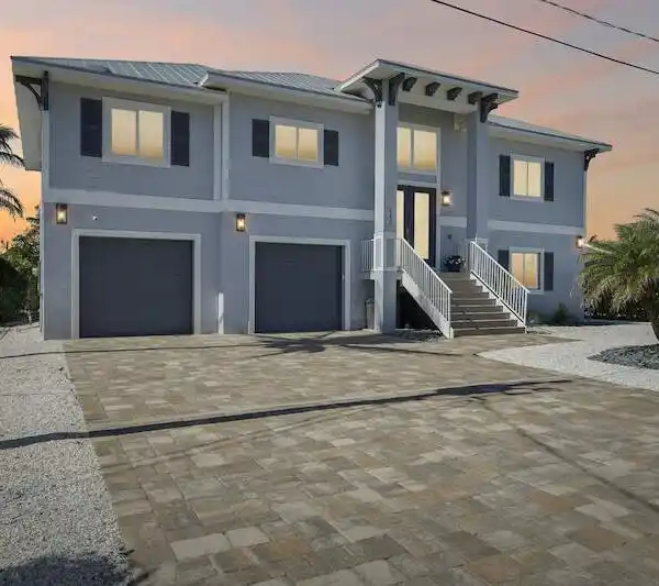 TURNKEY FURNISHED WATERFRONT POOL HOME