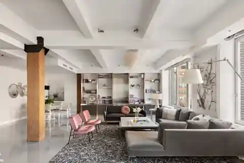 Condo Loft at the Crossroads of Soho and Hudson Square