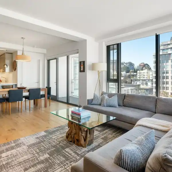 ULTRA-LUXURY LIVING IN PACIFIC HEIGHTS