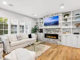 Sleek Townhome-style Condo
