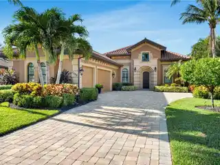 Dream Oasis in the Heart of Naples