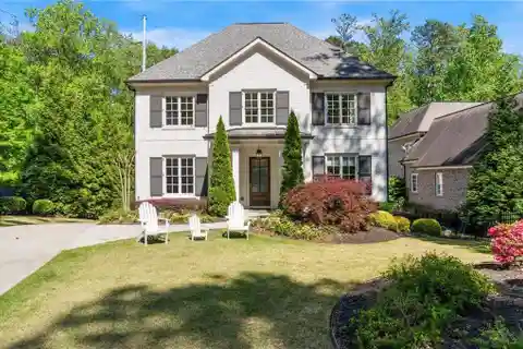 Beautiful Newer Construction in Castlewood