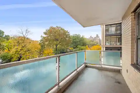 Mid-century Modern Classic Home