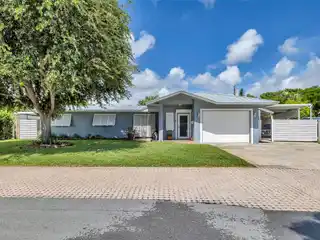 Pristine Three Bedroom Home with Pool in Wilton Manors