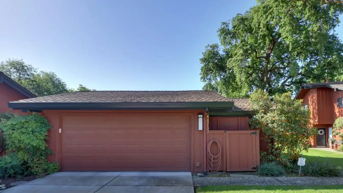 Beautifully Remodeled Condominium