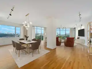 Spacious and Elegant Residence at the Nokonah