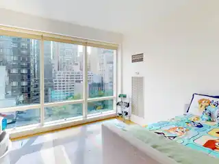 Panoramic Manhattan Skyline Luxury in E-Line Corner