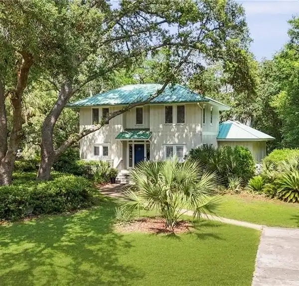 JUST STEPS FROM THE BEACH, THIS BEAUTIFULLY MAINTAINED 3-BEDROOM, 2.5-BATH SECOND-ROW HOME IS A RARE FIND IN PORT ROYAL.