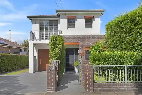 Spacious Functionality with Smart Technology