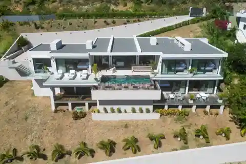 Stunning Villa in the Prestigious Red Pond Area