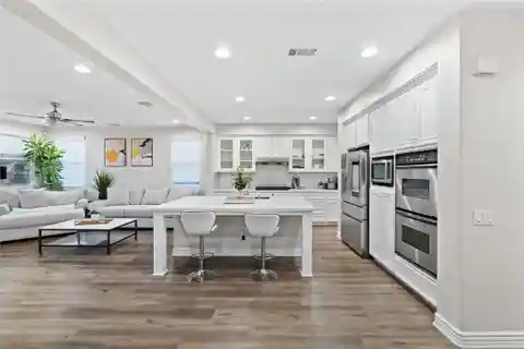 Luxury and Adventure in Sycamore Creek