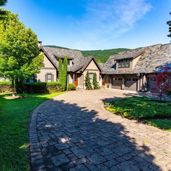 CUSTOM HOME IN BRIGHT'S CREEK WITH FANTASTIC VIEWS