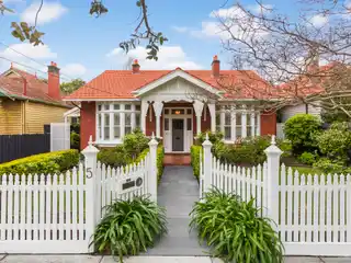 Superb Circa 1914 Federation Residence