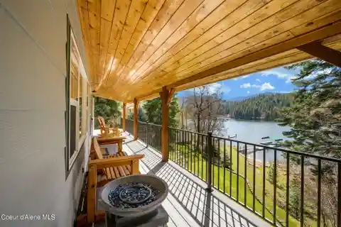 Waterfront Retreat on Mokins Bay