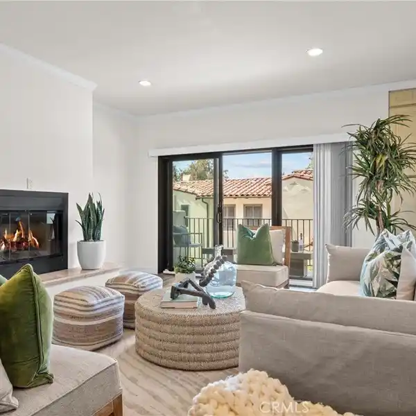 REMODELED END UNIT IN COVETED LUNADA BAY