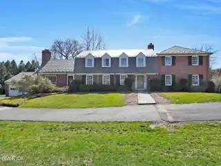 Completely Renovated Home on a Quiet Lane
