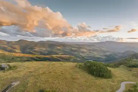 Exceptional 9.8-acre Parcel
