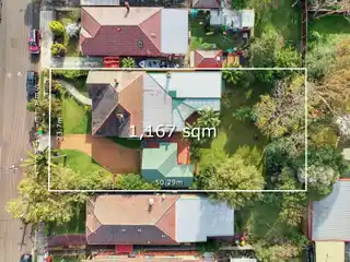 Recently Refreshed Double Brick Federation Residence