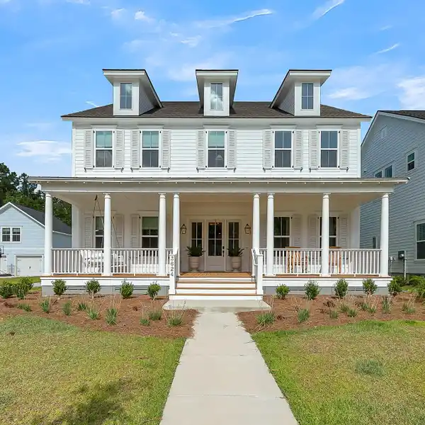 BEAUTIFULLY APPOINTED LOWCOUNTRY-STYLE HOME