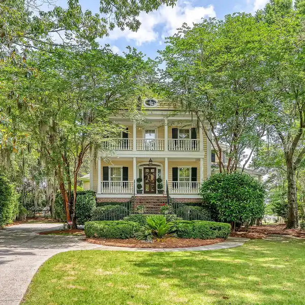 WATERFRONT RETREAT ON BOONE HALL CREEK