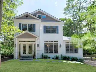 Newly Built Beauty for Rent