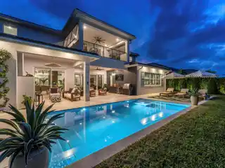 Lovely Home in Exclusive Langford Landing