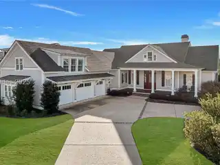 Custom-built Home in Picturesque Hampton Lake