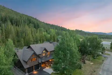 Serene Mountain Home Backing to White River National Forest