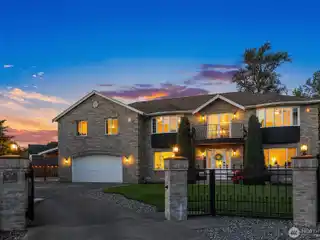 Sprawling Estate in a Central Location