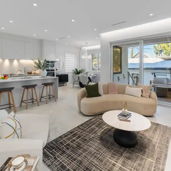 IMPECCABLE CUSTOM HOME IN A PRIME LOCATION