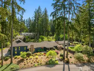 Garden Sanctuary in Bridle Trails