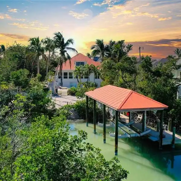CAPTIVA ISLAND OASIS