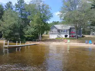 Vintage Cottage with Waterfront on Broad Bay