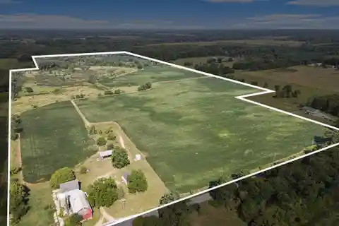 Private Farm Estate with Classic Barns