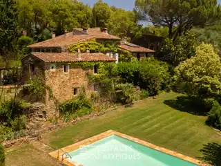 Timeless Property in a Green Setting