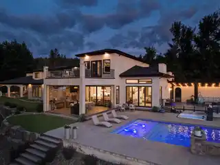 Tuscan-Inspired Okanagan Acreage