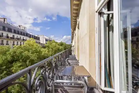 Elegant Finely Detailed Apartment