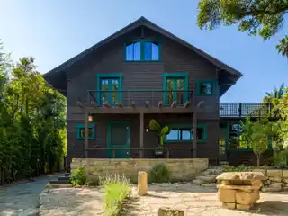 Iconic Craftsman Home