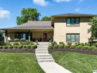 Lovely Lush Property
