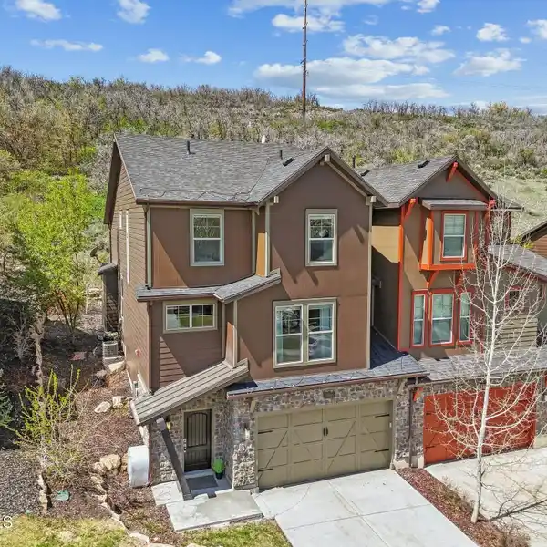 TURNKEY PROPERTY IN THE RETREAT AT JORDANELLE