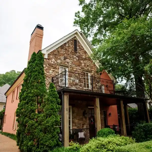 BEAUTIFUL SOUTHERN PLACE CONDO